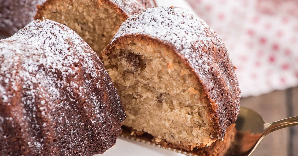 Buttermilk Brown Sugar Bundt Cake: Get That Tangy, Moist Crumb